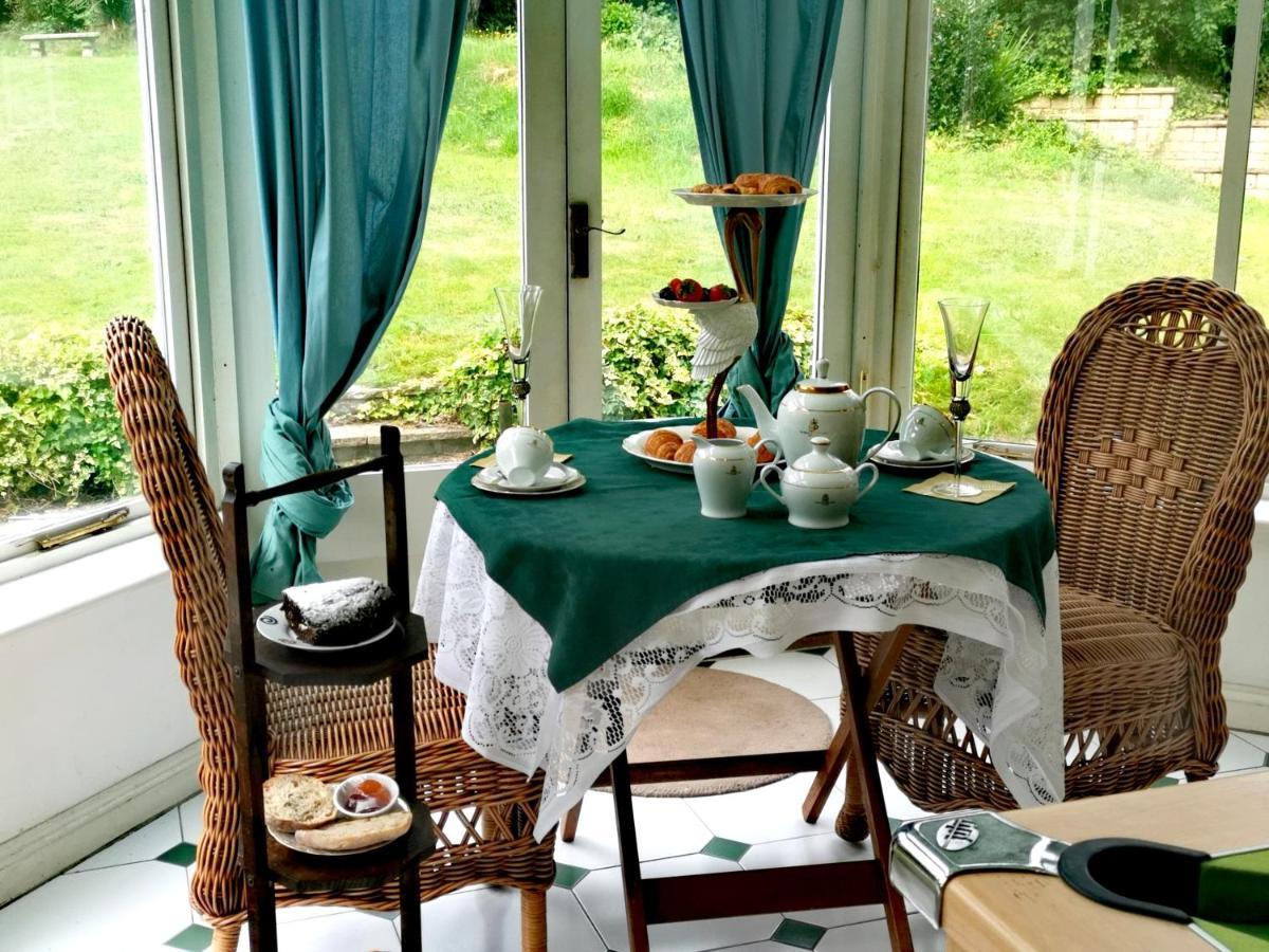 Appartement Peaceful Retreat Hideaway Surrey à Esher Extérieur photo