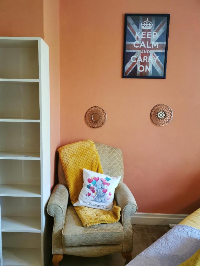 Appartement Peaceful Retreat Hideaway Surrey à Esher Extérieur photo